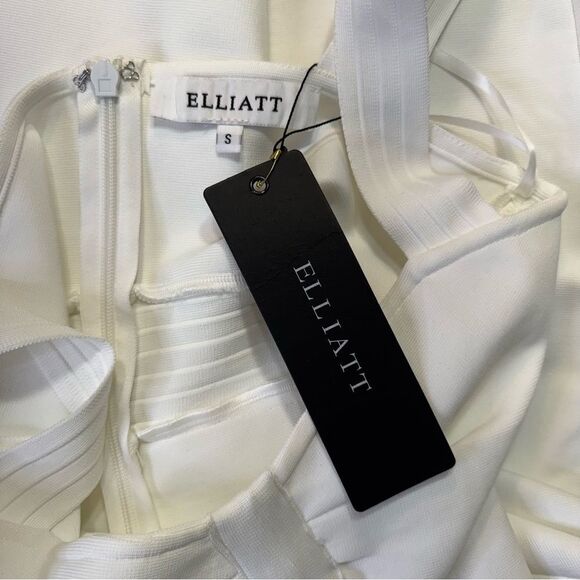 NEW Elliatt Rosa Bodycon Midi Dress Ivory Size Small - Picture 7 of 10